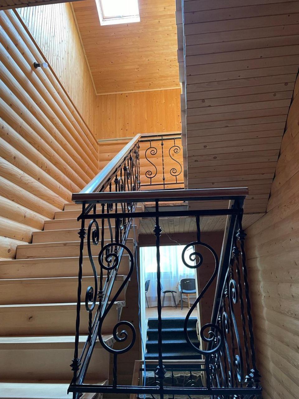 Старе Подвір'Я Verkhovyna Exterior foto