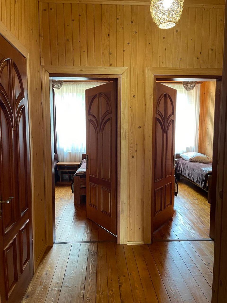 Старе Подвір'Я Verkhovyna Exterior foto